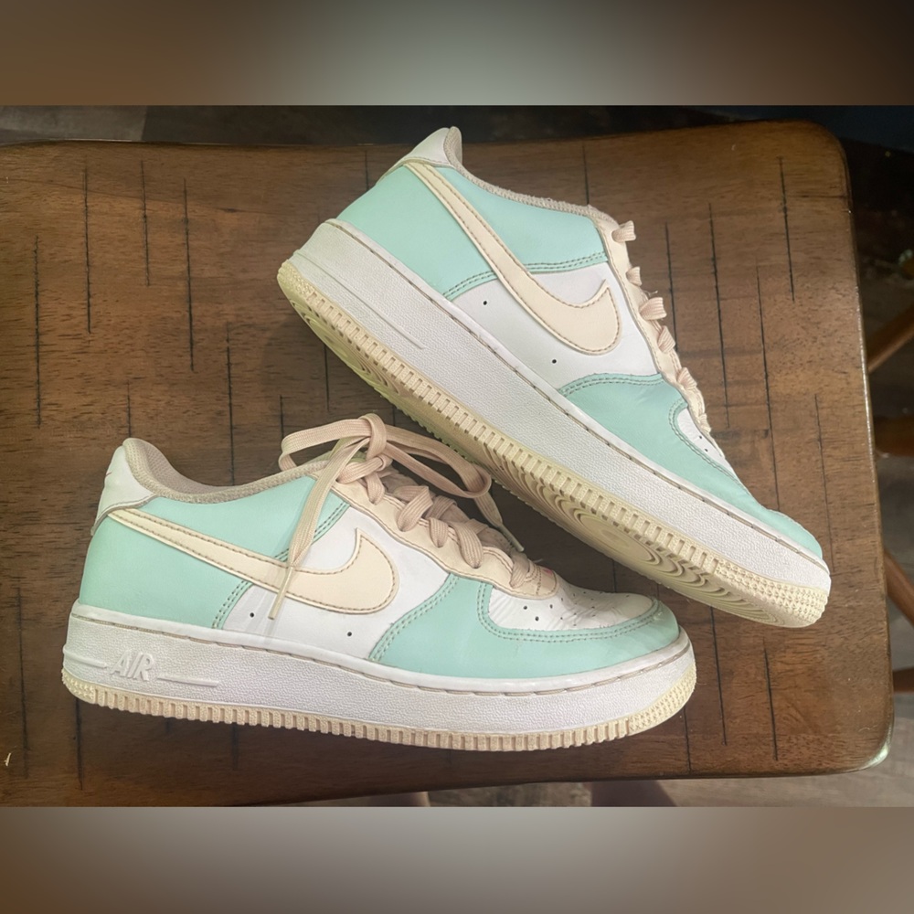 Nike Air Force 1 (ICE/White/Pink Spell/Guava ICE) youth size 6 women’s size 8